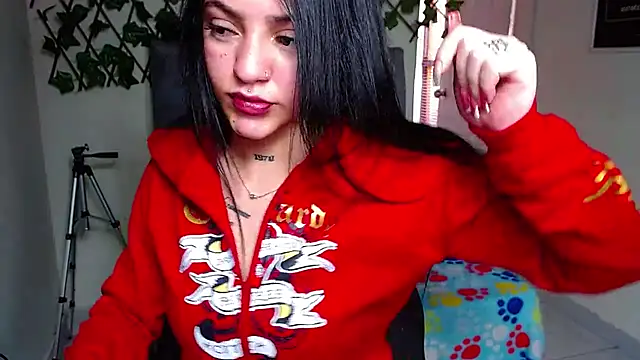 Violettasquirt online show from July 21, 1:45 pm
