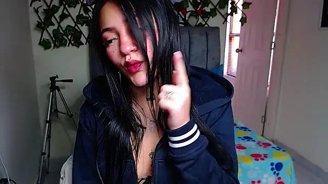 Violettasquirt online show from July 24, 1:53 pm