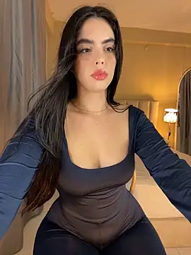 Snapshot of Mavi_Coless chatting on October 4, 1:33 am Mavi Coless online show from October 4, 1:33 am