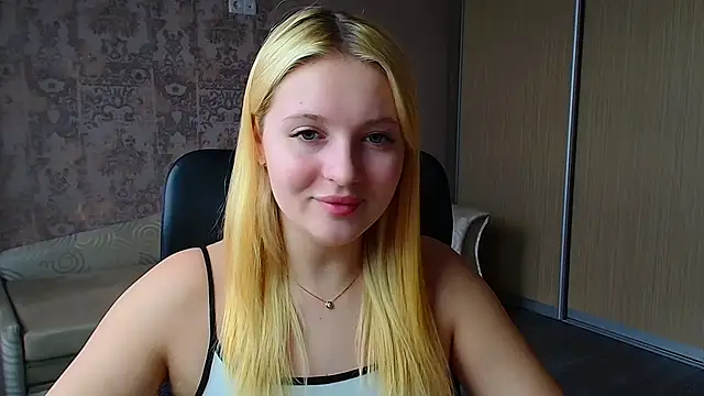 Milka kiss  online show from April 21, 1:51 pm