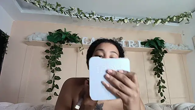 flavia cruz online show from June 10, 12:59 pm