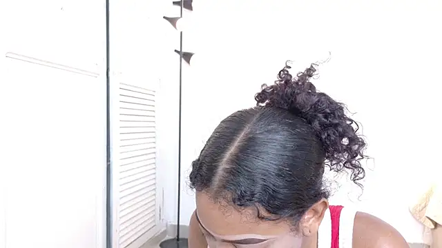 flavia cruz online show from January 17, 6:59 pm