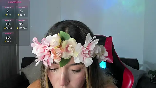 zoee jackson online show from October 15, 4:37 am