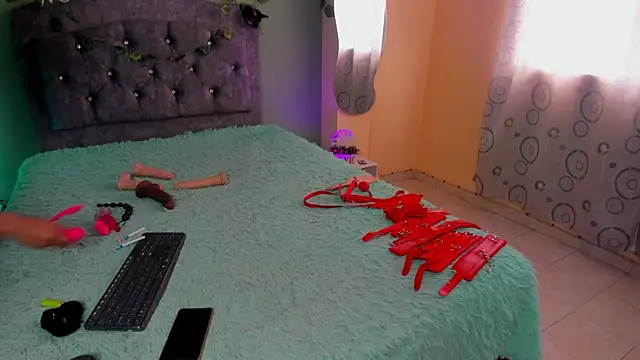 MirandaDream2 online show from April 23, 3:58 pm