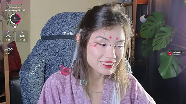 alicekiit online show from October 31, 1:37 pm