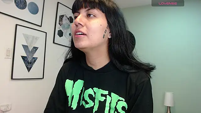 amy adams1 online show from April 6, 3:50 am