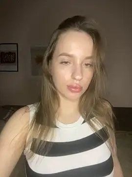 EdnaBradley online show from December 21, 3:38 pm