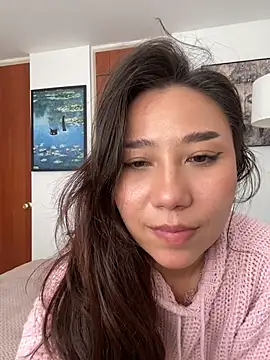 Aimilayne online show from April 26, 4:59 pm