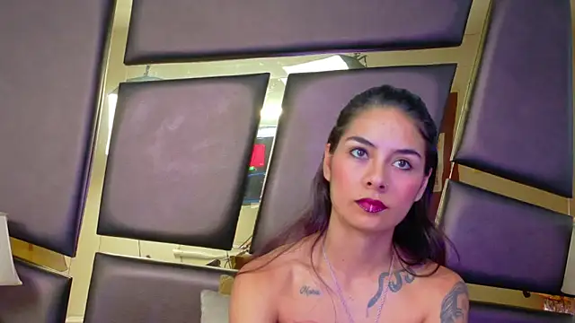 NicoleEsposito online show from November 27, 1:25 pm