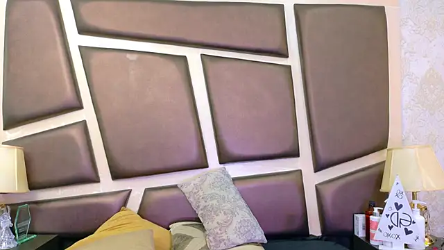 NicoleEsposito online show from April 25, 1:41 pm