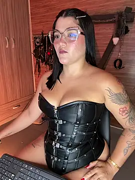 yey bdsm online show from April 24, 5:05 pm