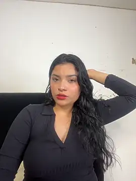 lolaa staars online show from October 12, 3:09 am