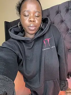 DarkBerry87 online show from April 19, 7:38 pm