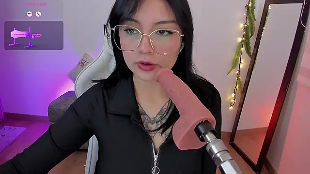 Hannya moon online show from April 27, 5:32 pm