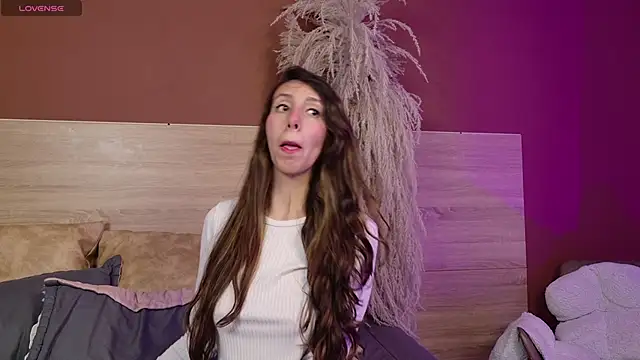 luna willians online show from April 27, 5:54 pm