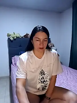 Snapshot of renata_hot1 chatting on September 12, 11:12 pm renata hot1 online show from September 12, 11:12 pm
