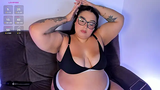 Apriilpeach  online show from April 28, 7:29 pm