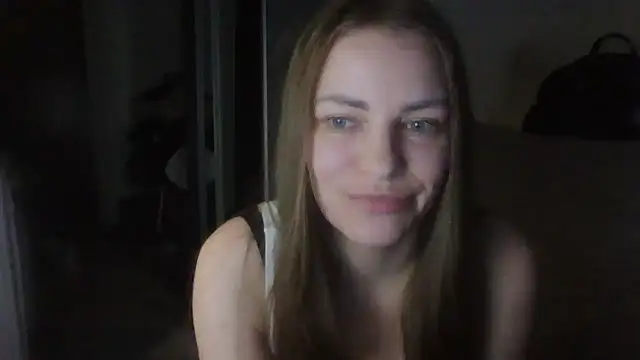 AnnaDiamond1 online show from April 27, 11:57 pm