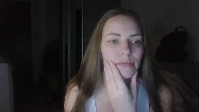 AnnaDiamond1 online show from April 26, 9:45 pm