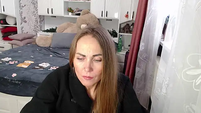 69SexySecret69 online show from February 11, 9:22 am