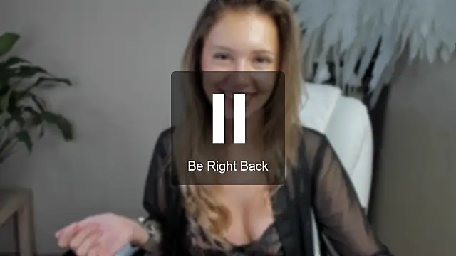 Snapshot of foxy_blond chatting on September 12, 12:44 am foxy blond online show from September 12, 12:44 am