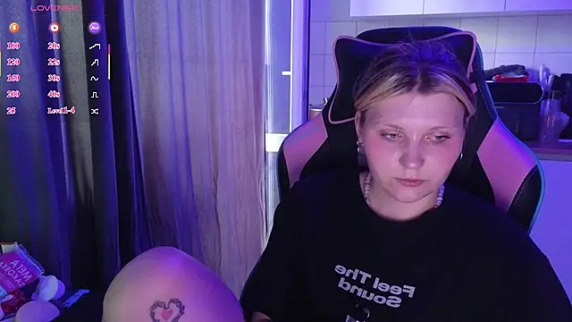 norinanakaluu online show from June 26, 12:28 pm