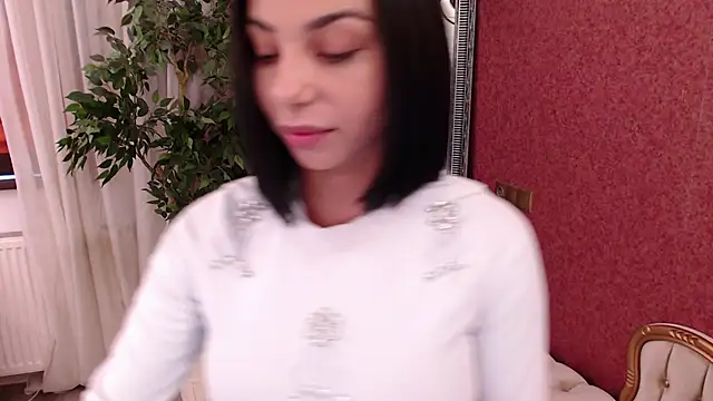 Snapshot of MissJuliax chatting on September 17, 6:55 am MissJuliax online show from September 17, 6:55 am
