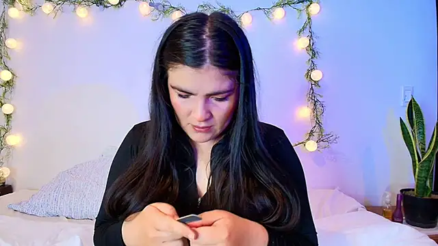 Amara vega online show from April 9, 7:47 am