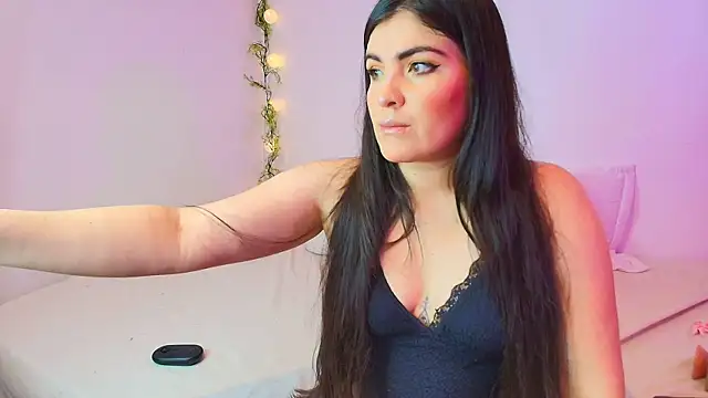 Amara vega online show from April 21, 12:01 pm