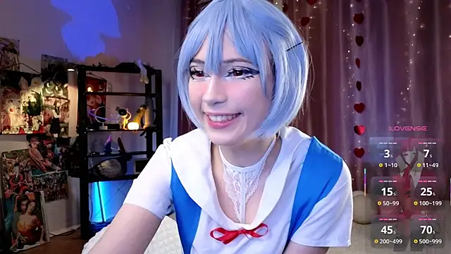 Carolina Leep online show from March 10, 3:05 pm