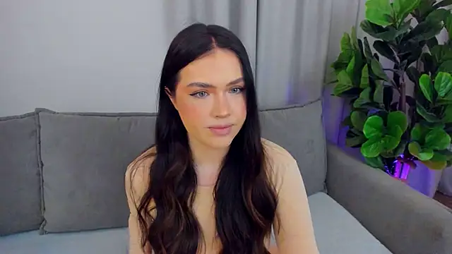 sexyangeloux online show from April 26, 8:06 pm