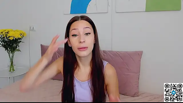 SelenaRousey online show from April 16, 7:08 am