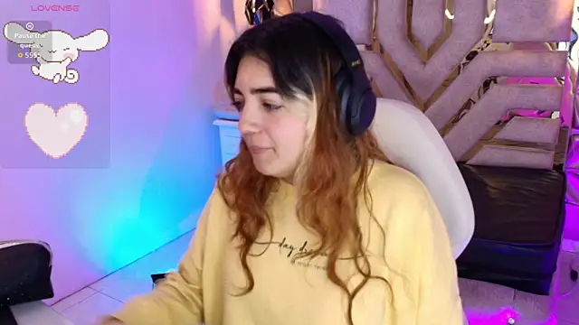 meraki fraise online show from November 6, 8:04 pm