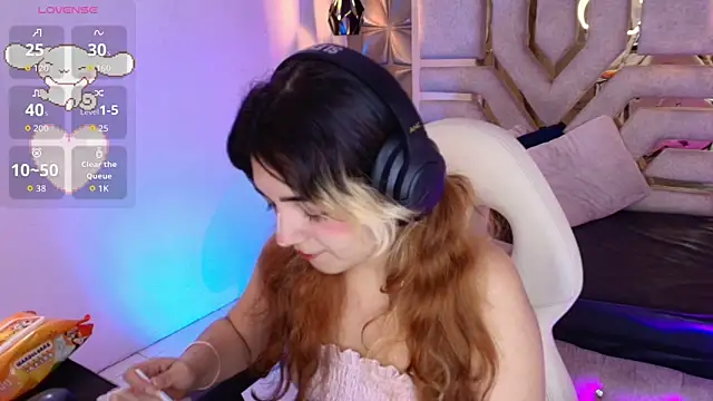 meraki fraise online show from November 7, 8:14 pm