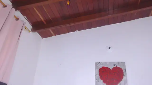 Amara Red online show from November 21, 11:34 am