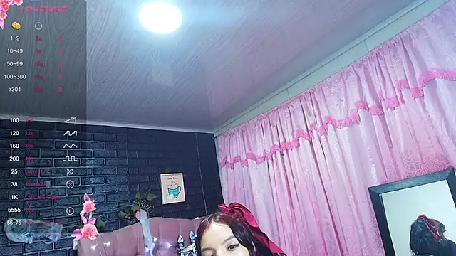 loren tits24 online show from October 25, 1:02 am