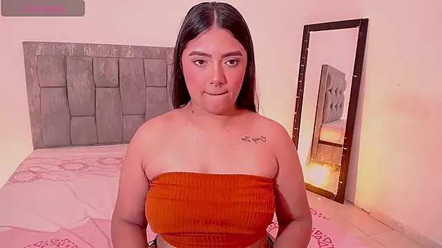 DIANEE 01 online show from April 22, 11:24 pm