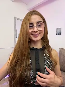 MiaaLoren online show from February 7, 6:23 pm