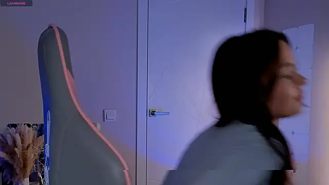  Sweetie  online show from February 5, 11:02 am