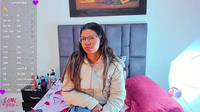 Vahiolet smith online show from March 26, 4:14 am