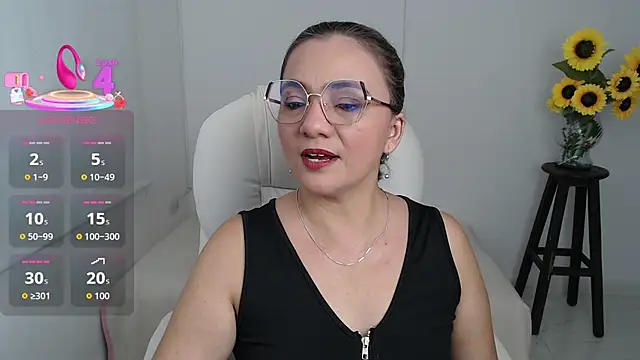 Ghada milf online show from October 14, 11:51 pm