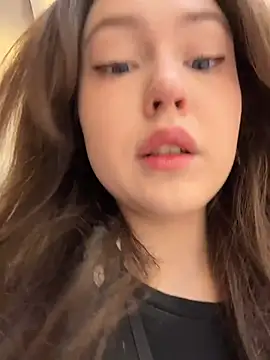 Peachy Dream online show from April 22, 4:04 pm