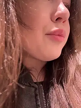 Peachy Dream online show from April 19, 6:10 pm