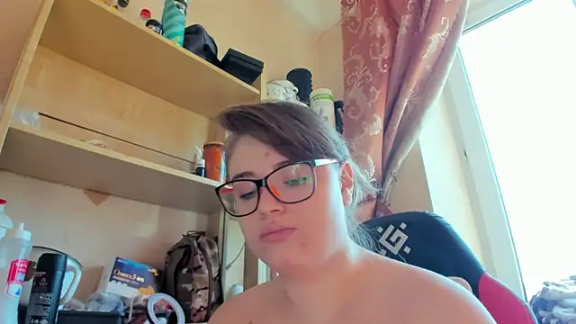 Seductive She Wolf online show from April 21, 1:51 pm