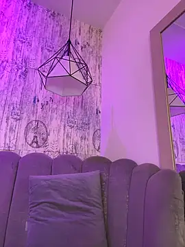 AbyThompson online show from June 11, 12:02 pm