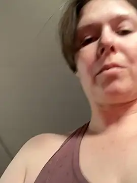 CUMFOREVERY1nTitTiES2 online show from April 13, 5:14 pm