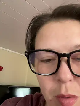 CUMFOREVERY1nTitTiES2 online show from April 28, 4:55 pm