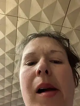 CUMFOREVERY1nTitTiES2 online show from March 22, 10:27 pm