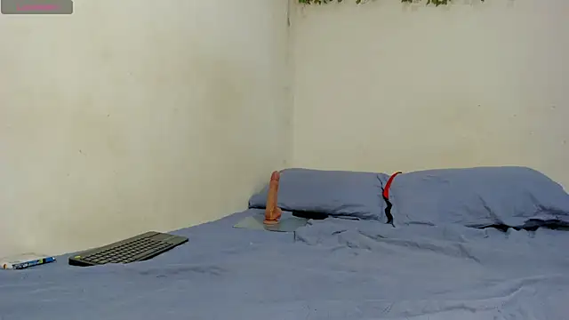 ashley lemus online show from April 23, 5:15 am