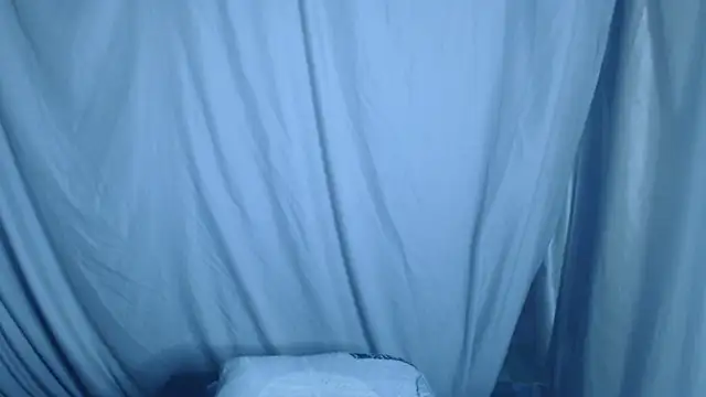 1BECHA1 online show from October 4, 4:33 pm